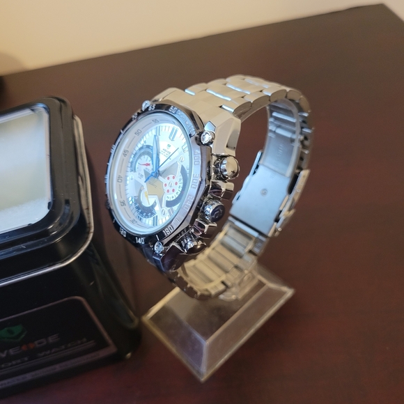 New Silver Weide Sport Men's Fashion watch with Box - Picture 2 of 4